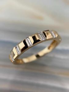 Anillo de Boda Estilo Hip Hop de Plata de Ley 925 con Moissanita de Corte Brillante y Engaste Pavé, VVS1 Color D, Media Eternidad - Product Image 5