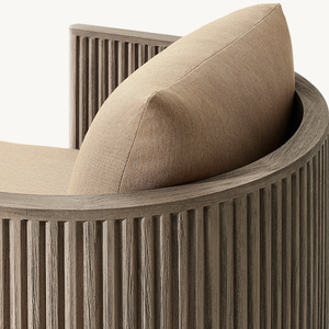 Chaise longue d'extérieur en teck tropical, base courbée cannelée, coussin moelleux rembourré, style moderne gris élégant - Product Image 6