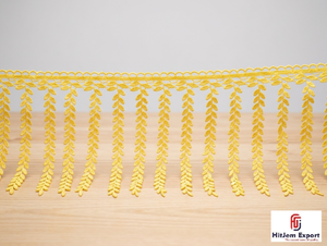 Borde Decorativo con Flecos Bordados en Amarillo, Diseño de Hojas, para Cortinas y Manualidades - Product Image 1
