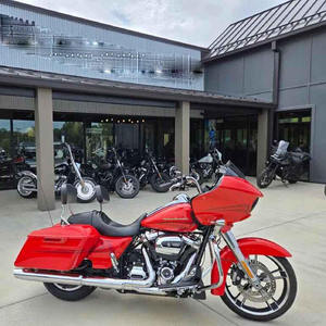 Motocicleta Usada Road Glide Special Dark Custom Street Dominance Cruiser 2017 de Origen Estadounidense en Venta - Product Image 1