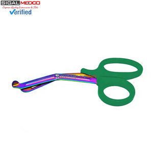 Tijeras EMT de 7.25 Pulgadas con Hojas Arcoíris y Mango Verde, Acero Inoxidable Alemán, Tijeras Utilitarias EMT para Emergencias y Traumatismos - Product Image 4