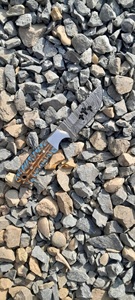 Cuchillo de caza OEM Wirecut de acero de Damasco, cuchillo Skinner con mango de resina, hoja fija para camping, cuchillo EDC para exteriores con funda de cuero - Product Image 4