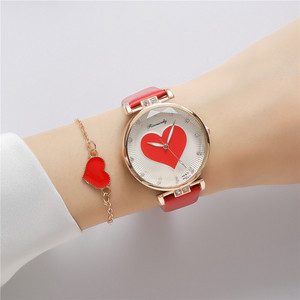 Relojes de Cuero para Mujer con Forma de Corazón Simple 9804, Relojes de Moda para Mujer con Pulseras, Montre Pour Femme - Product Image 4