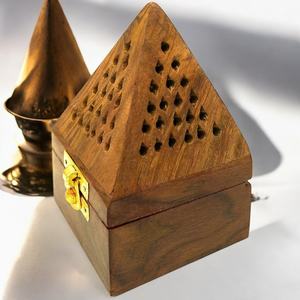 Juego de quemador de madera de agar hecho a mano de la mejor calidad para uso religioso, quemador de incienso a la venta para las estaciones de otoño y primavera - Product Image 3