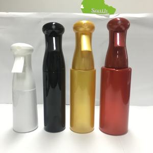 Ensemble de 4 flacons pulvérisateurs roses, bleus, dorés et rouges – Outils de coiffure durables avec pulvérisateur à gâchette - Product Image 4