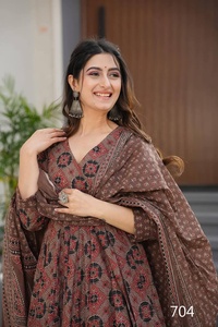 New Designer 3pcs Beautiful Printed Salwar Kameez Set with Dupatta Bottom Pure Muslin Digital Printed Formal Work - Product Image 5
