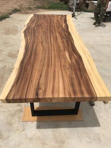 Table à manger rectangulaire en bois massif rustique éco-responsable faite à la main avec pieds en métal, design moderne, multifonctionnelle, stable, meubles pour la maison - Product Image 1