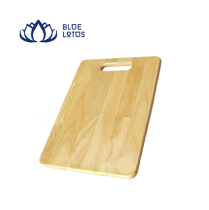 Planche à découper rectangulaire en bambou Blue Lotus avec poignée en bois, écologique et légère - Product Image 1