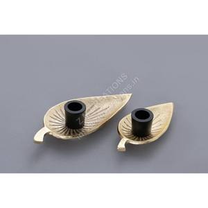 Support de bougie chauffe-plat moderne noir en feuille d'or fait main, bougeoir en métal, ensemble cadeau pour décoration de mariage et de Saint-Valentin - Product Image 1