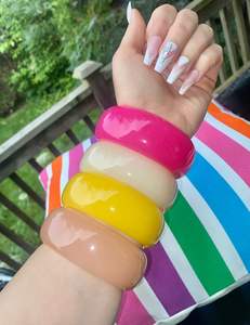 Pulsera Ancha de Resina Acrílica para Mujer, de Moda, para Uso Casual, Venta al por Mayor - Product Image 2