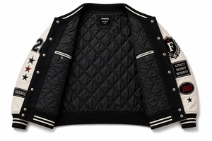 Veste universitaire pour homme, noire et crème, avec patch brodé, style preppy, coupe classique, pour l'automne - Product Image 3