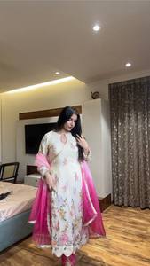 Conjunto de Kurti y Salwar con Bordado Chinon y Lentejuelas, con Dupatta de Organza Estampada, Completamente Cosido, Elegante, para Fiestas, Tallas M-XXL - Product Image 4