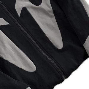 Sweat à capuche zippé Y2K avec logo brodé personnalisé |   Sweat à capuche zippé intégral streetwear noir et gris épais pour homme - Product Image 4