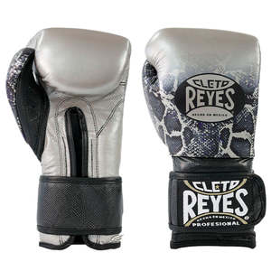Gants de boxe professionnels Cleto Reyes New Steel Snake, fermeture auto-agrippante, cuir véritable - Product Image 1