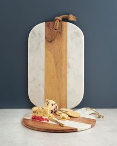 Planche à découper personnalisée en bois d'acacia et marbre avec poignée, bloc de découpe personnalisable gravé au laser - Product Image 3