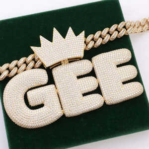 Chaîne pendentif en or 14 carats double couche avec diamants VVS, bijoux hip-hop, design épais vintage à lettres - Product Image 2