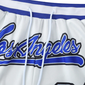 Shorts de basketball en mesh à séchage rapide, personnalisables par sublimation, pour hommes, respirants, pour l'entraînement et l'uniforme de basketball. - Product Image 3