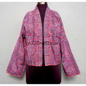 Chaqueta Acolchada Floral Kantha India Vintage Hecha a Mano 100% Algodón Puro, Ecológica y Transpirable para Todas las Temporadas, para Mujeres y Niñas - Product Image 1