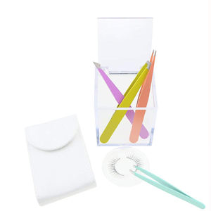 Ensemble de pinces à épiler pour extensions de sourcils de qualité supérieure, pinces à épiler à pointe inclinée multicolores, kit de manucure avec étui en cuir blanc - Product Image 6