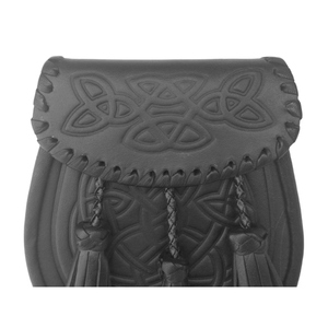 Sac à kilt écossais traditionnel en cuir véritable personnalisé, avec motif celtique en relief et pompons tressés - Product Image 4