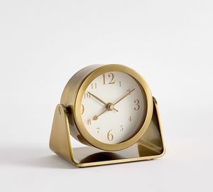Horloge de bureau élégante en métal pour le télétravail, avec fonctionnement silencieux et finition métallique moderne - Product Image 1
