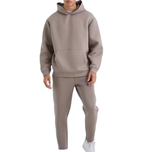 Ensemble de survêtement tendance : pantalon évasé et sweat à capuche avec impression en relief, survêtement jogging évasé superposé - Product Image 5