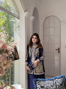 Salwar Kameez bleu brodé en soie, longue tenue nationale pour femme, manches longues, tenue de soirée formelle, mariage, Diwali, Soleil - Product Image 3