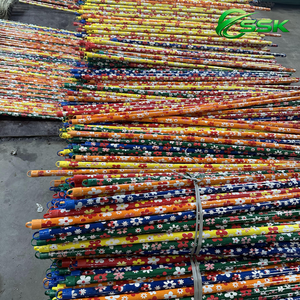 Escoba y palo de mopa de eucalipto con mango de madera de Vietnam, recubiertos de PVC, con recogedor impermeable para uso en inodoros - Product Image 1