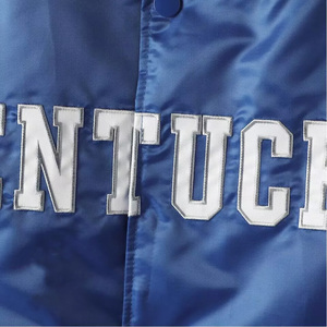 Veste universitaire en satin vert foncé personnalisée pour homme, uniforme de baseball bomber, doublure matelassée de haute qualité, veste de streetwear pour équipe - Product Image 4