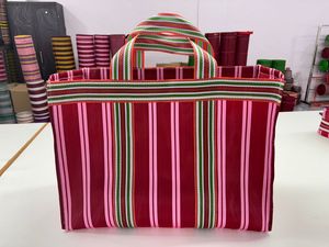 Bolsas de Compras Grandes Ecológicas de Polipropileno Reciclado Tejido, Reutilizables, Sostenibles, con Impresión Offset, Suministro al por Mayor, Bolsa para Lavandería - Product Image 2