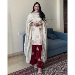 Hermoso conjunto de traje de trabajo de secuencia bordada para mujer con Plazzo y Dupatta - Product Image 2