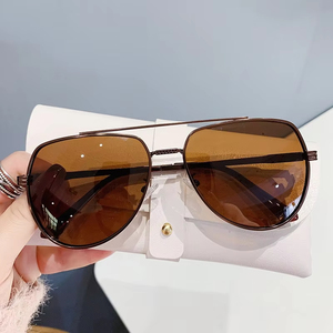 2025 New Sunglasses for Men Vintage Alloy Pilot Brand Gradient <b>Sun</b> Glasses Female Metal Oval <b>Shades</b> Black Brown - Product Image 3