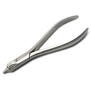 Pince à plier les fils orthodontiques universelle, à pointes dentelées coudées, poignée ergonomique, 16 cm, en acier, certifiée CE, Dentalby Blush surgical - Product Image 6