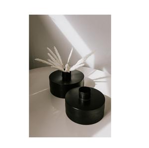 Vases en argile noire tendance pour la décoration intérieure, faits à la main, style zen, ensemble de vases à fleurs de bureau, centre de table de mariage minimaliste et luxueux - Product Image 1