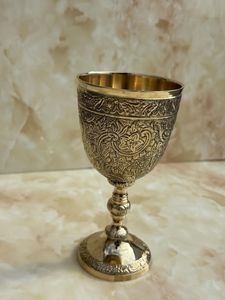 Calice en laiton d'inspiration antique, gobelet vintage artisanal, coupe rituelle décorative ornée, élégant récipient métallique traditionnel - Product Image 6