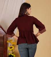 Atasan Peplum Bordir Maroon Premium Wanita, Tunik Etnik Kasual Dengan Kancing Depan Dan Ujung Bawah Melebar Untuk Dipadukan Dengan Jeans