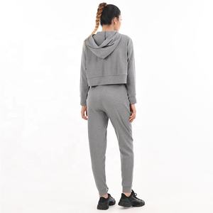 Traje deportivo informal de Invierno para mujer, conjunto de dos piezas respetuoso con el medio ambiente, Sudadera con capucha recortada, pantalones deportivos, OEM - Product Image 2