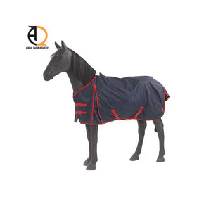 Couvertures pour chevaux en maille, design personnalisé - Product Image 6