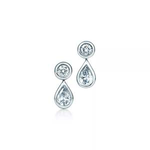 Aretes Colgantes de Moissanita con Corte Redondo y en Forma de Pera para Mujer - Joyería de Compromiso con Opciones en Oro - Product Image 1