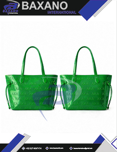 Bolso de Mano de Cuero Patentado Brillante con el Logotipo de la Hermandad Alpha Kapa Alpha, Ligero, Duradero y Elegante para Uso Diario - Product Image 5