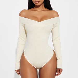 Body côtelé sexy personnalisé à épaules dénudées et manches longues pour femme, décolleté cœur, coupe haute, tenue de club, streetwear automne - Product Image 1