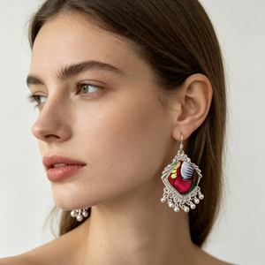 Pendientes Redondos de Plata Vintage con Bordado Miao Hecho a Mano, Estilo Boho Étnico, con Cuentas y Diseño de Rombo, para Mujer, con Artesanía ICH - Product Image 2
