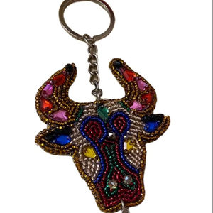 Porte-clés motif animalier brodé de perles, avec perles de rocaille légères, conçu pour sacs ou voitures - Product Image 1