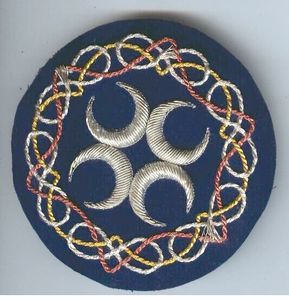 Indian Silk Whole sale Handmade Bullion Wire Crescent Moon Badge Circular Zardozi Celestial Patch/Badge - Product Image 3