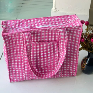 Bolso de Hombro Rosa para Mujer al por Mayor, Bolso de Playa Acolchado, Bolso Tote Personalizado con Logotipo - Product Image 1