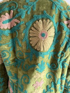 Chaqueta de Otoño para Mujer, Estilo Boho Chic, con Bordado Floral, Terciopelo Transpirable, Cuello Mandarín, Manga Larga, Forro de Algodón Hecho a Mano - Product Image 4