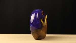 Horloge de table en résine époxy de qualité supérieure, finition transparente, imperméable, durable, design moderne pour salon - Product Image 4