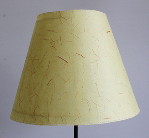 Papel de Fibra de Plátano Orgánico, Reciclado y Hecho a Mano, Nuestra Lámpara Artesanal Premium para Uso en Exteriores o Dormitorios - Product Image 2