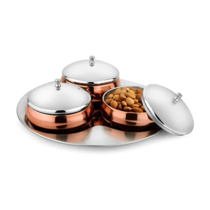 Elegante Juego de Dos Cuencos Metálicos con Decoración de Flores Doradas, Acabado Pulido Hecho a Mano, Ideal para Regalos y Decoración - Product Image 5