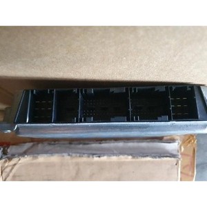 X5 ECUs y Módulos de Computación Usados 7555400 - Product Image 3